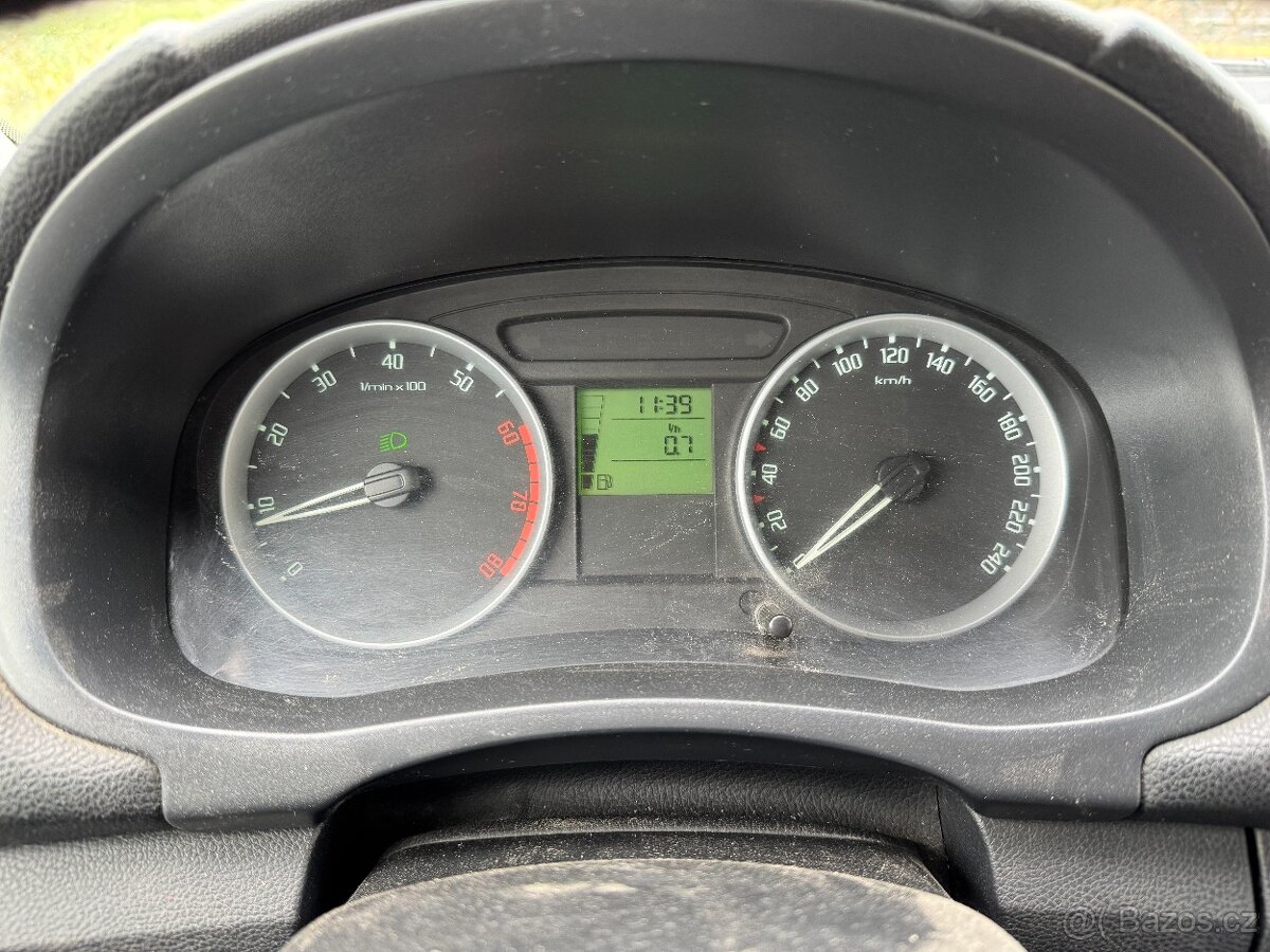 Prodám Škoda Roomster, r.v. 2007 - 16