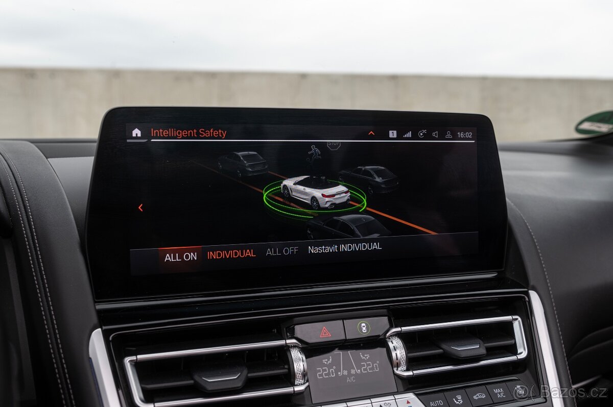 BMW M850i xDrive Cabrio LCI Zár. 2027 - 16