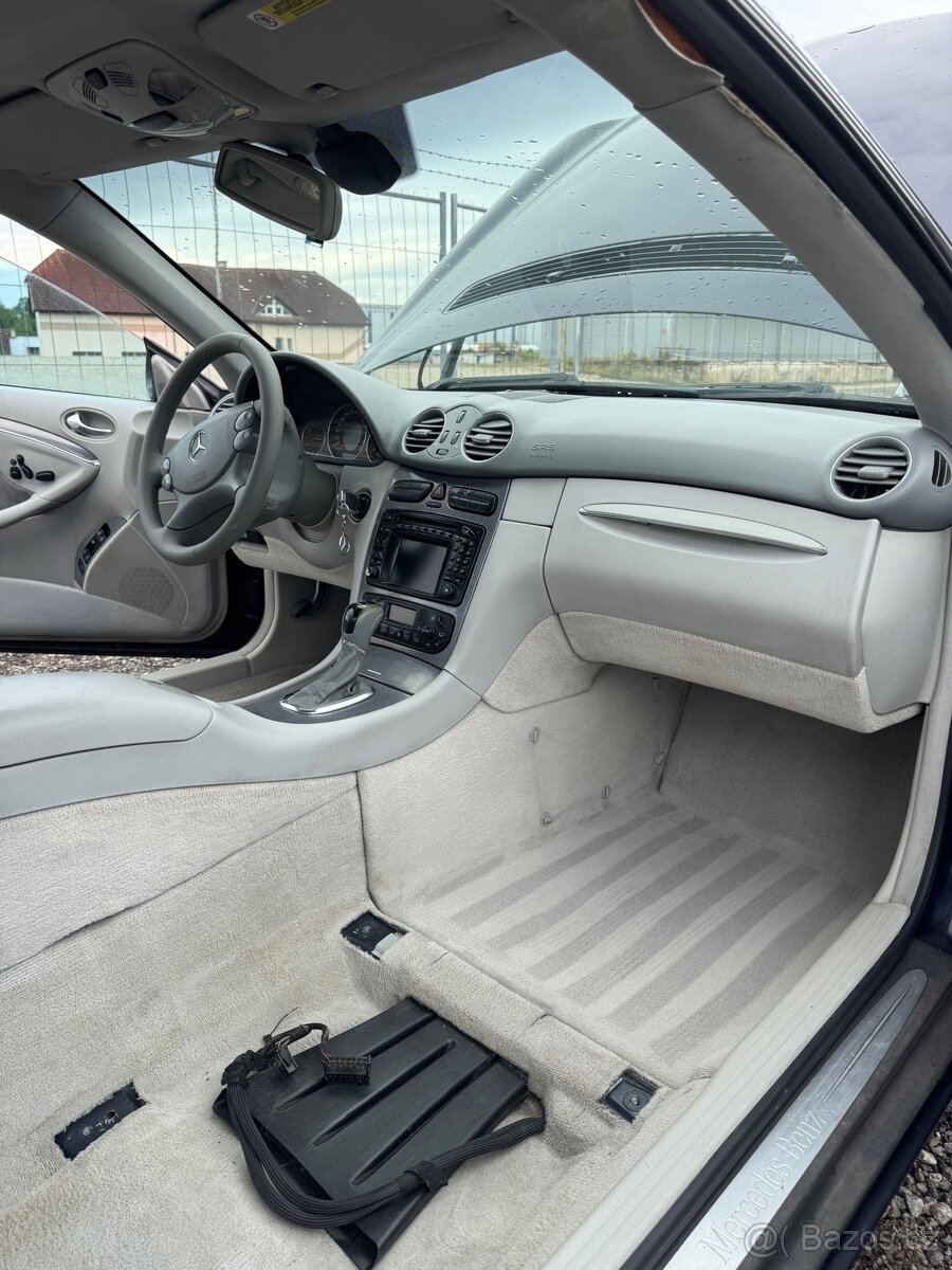 Mercedes-Benz Clk 270cdi - Avantgarde - 16