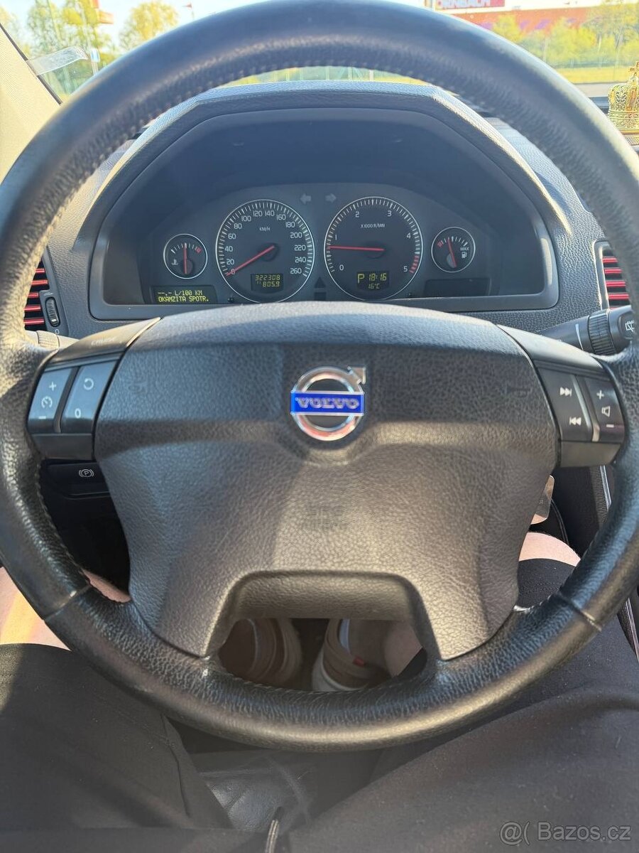 Volvo XC90 - 16
