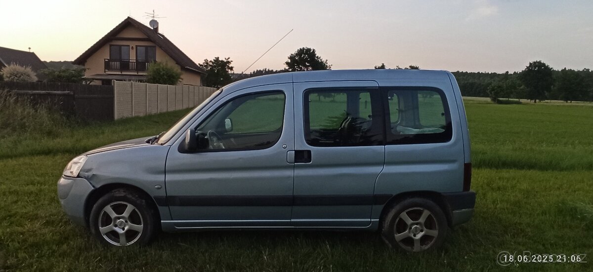 Peugeot Partner Havarované, 5/2004, 159 866 km - 16