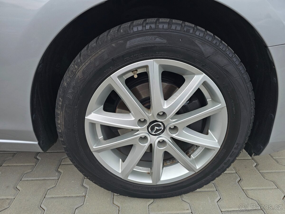 6 2,0 Skyactiv 2016 114tkm, xenony, ALU,NAVI,VYHŘ.SED.STK - 16