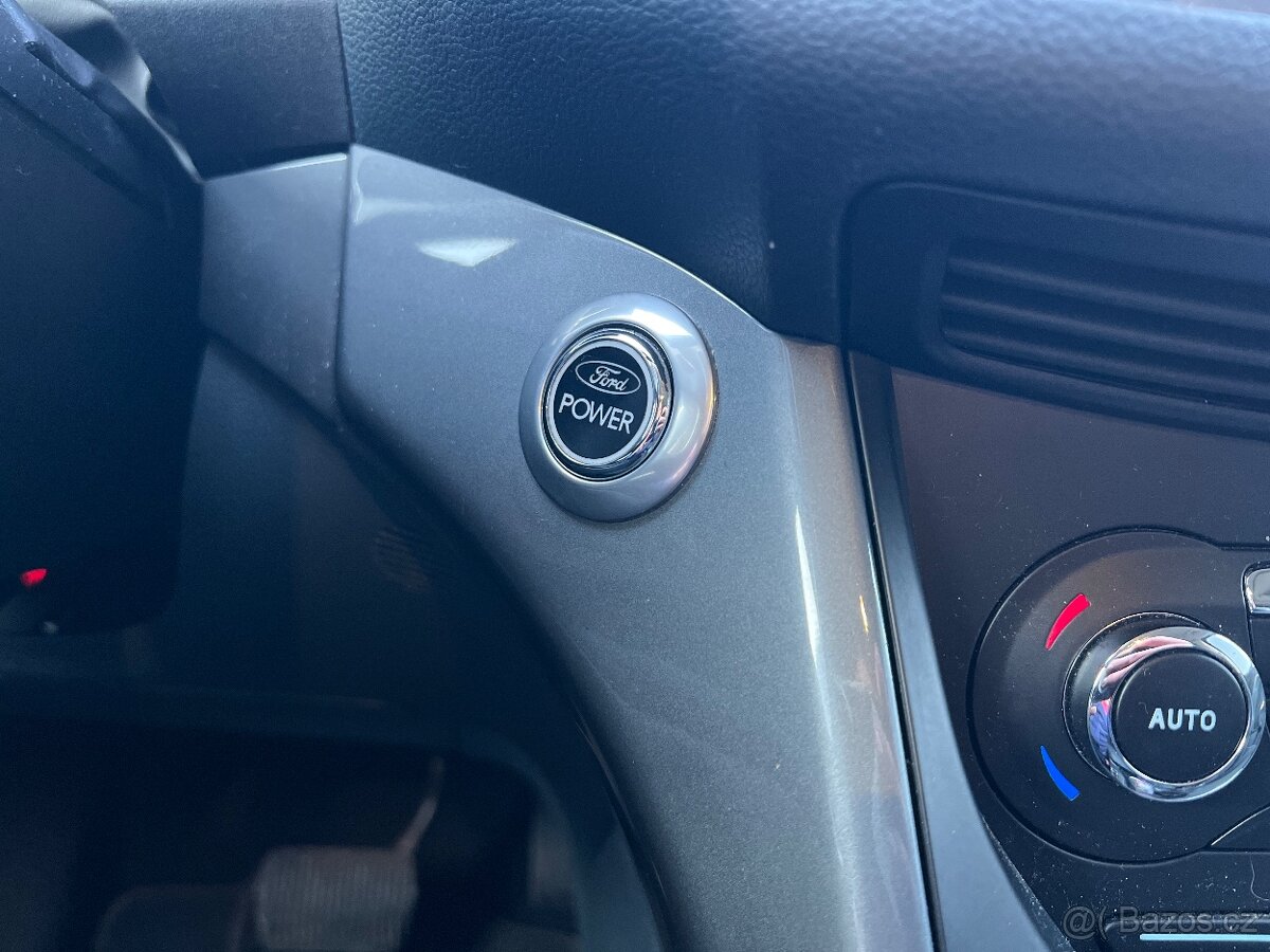 Ford Grand C-Max 2.0 TDCi 2013 Titanium PowerShift 7 míst - 16