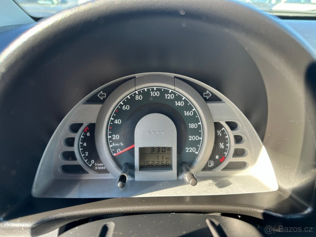 Nabízím Volkswagen Fox 1.2 40kw - 16