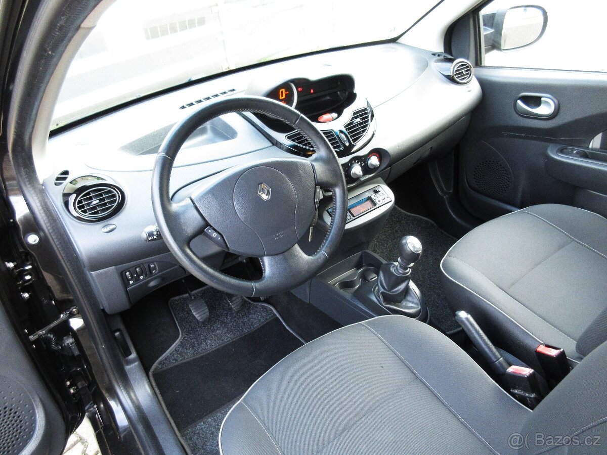 Renault Twingo 4/2014 1.2i 55Kw- 1. Majitel - 16