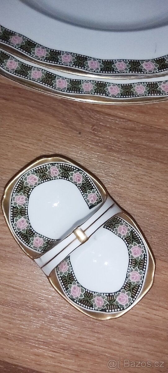 Jídelní porcelánový servis - 16