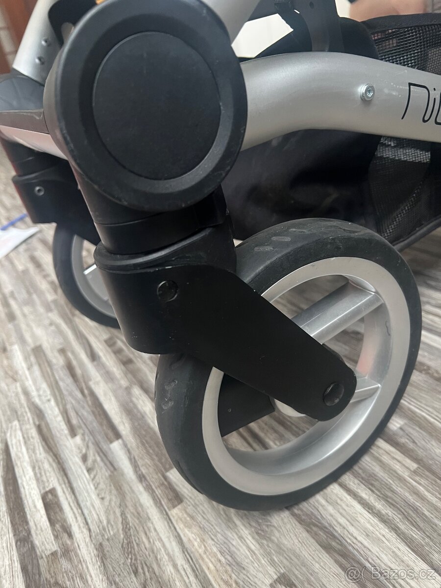 Kočárek Mutsy Nio - 16