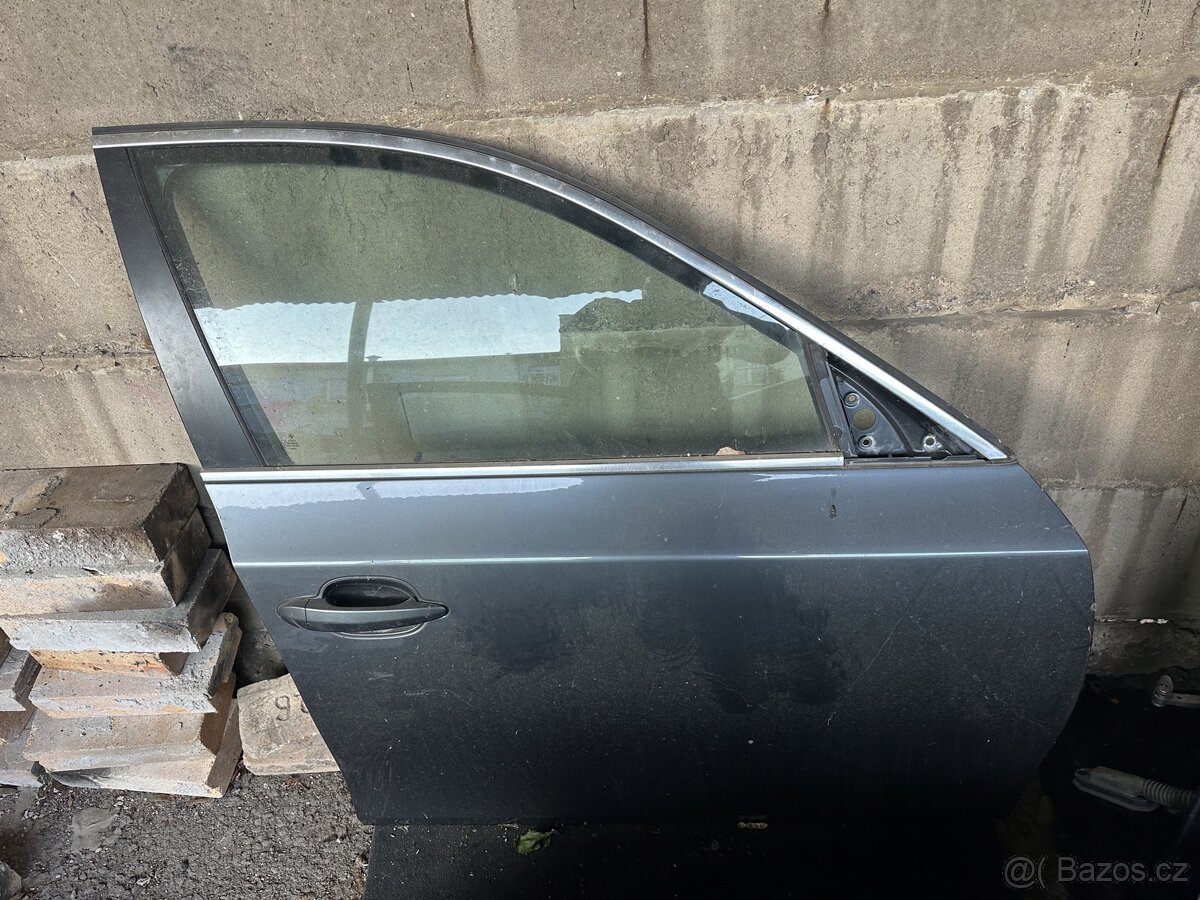 Dveře pro BMW E60/E61 - 16