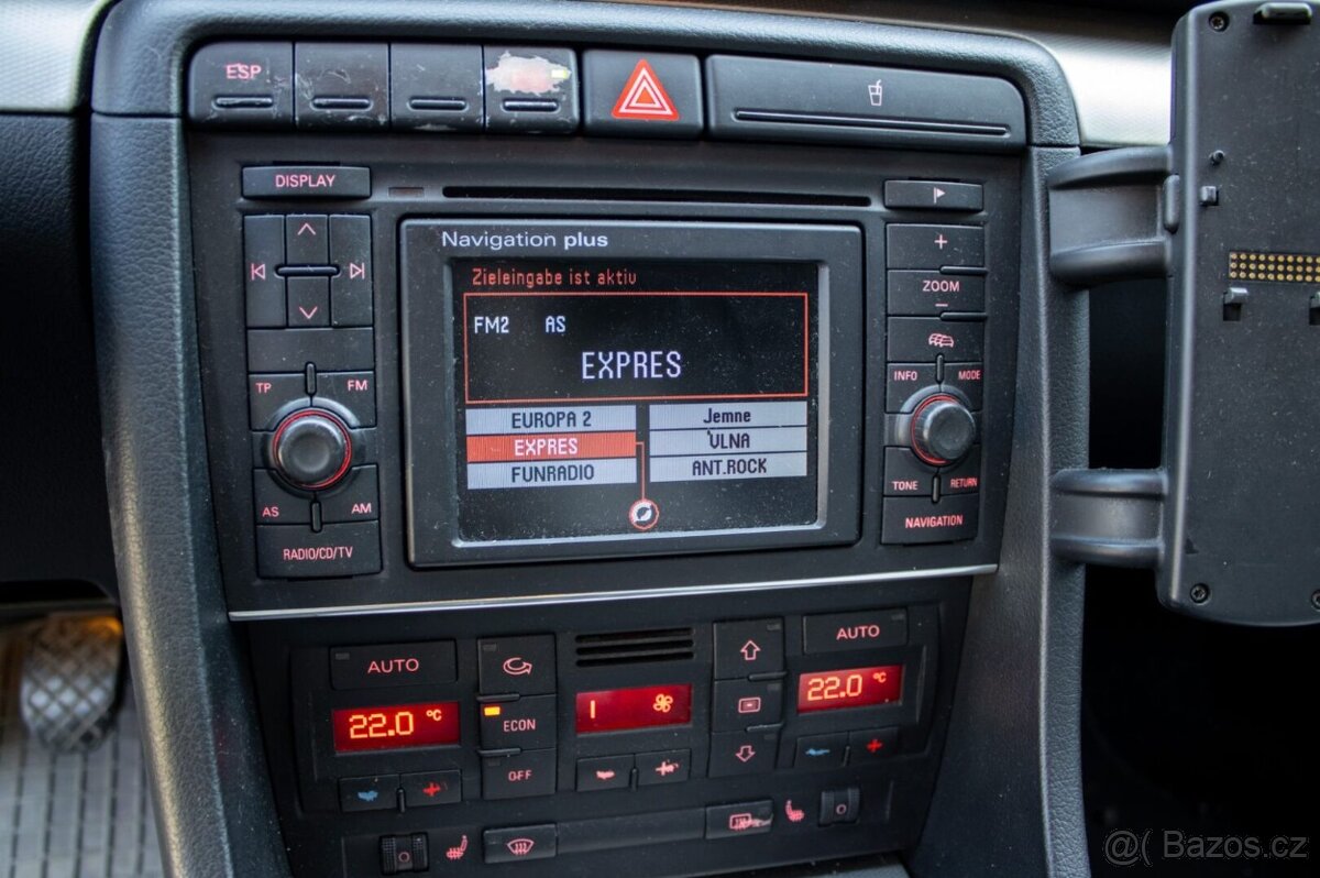 Audi S4 Avant 4.2 / V8 / 253kW / M6 / QUATTRO / 2004 - 16