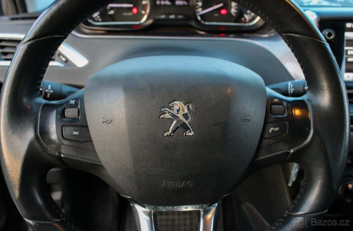 Peugeot 2008 1.6 Vti - 16