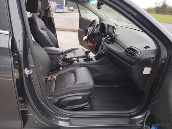 HYUNDAI I30,FASTBACK,1.5i,117Kw,1.majiel,koupeno v ČR - 16