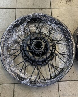 Pneu i-40 3.75-19 pásek pod duši dráty  K750 Dněpr Ural M72 - 16