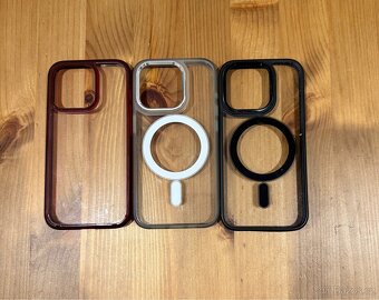 Prodám Apple IPhone 15 Pro 128 GB White - 16