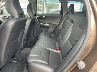 Volvo XC60 2.0 D4/133kW - Automat - 16