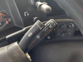 VOLVO FM 13 420 4x2 s hydraulickým čelem - 16