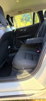 Volvo V60, D3 110kw, Momentum, automat - 16