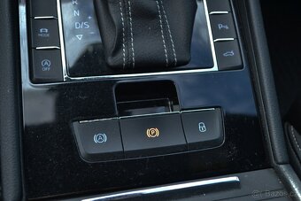Škoda Superb 2.0 TDI 110Kw Sportline DSG - 16