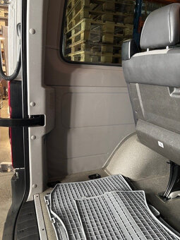 VW Crafter 2.0 TDI -TOP STAV, dobrá výbava - 16