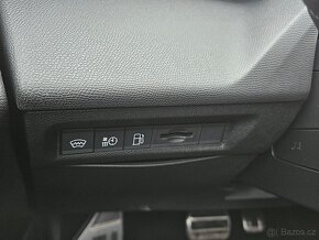 Peugeot 308 1.6PT 225 HYBRID GT EAT8 - 16