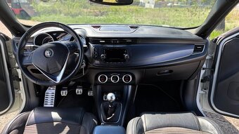 Alfa Romeo Giulietta 2.0 JTDm, edícia TROFEO - 16