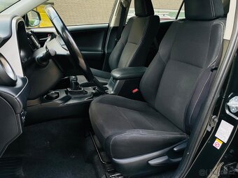 Toyota Rav4 2.0D MANUÁL 1.MAJ FACELIFT KAMERA TAŽNÉ - 16