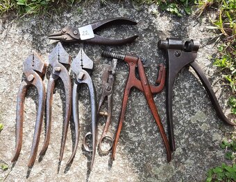 Ze staré ševcovské dílny - 16