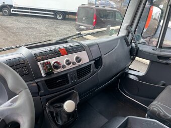 Iveco EUROCARGO 120E25 PLACHTA ČELO - 16