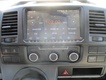 VW TRANSPORTER 2,0TDI 84kw LONG 5míst Tažné 2013 DPH - 16