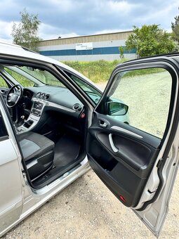 Ford galaxy 2011 - 16