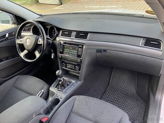 ŠKODA SUPERB II COMBI FACELIFT 2014 1.6Tdi 77Kw - 16