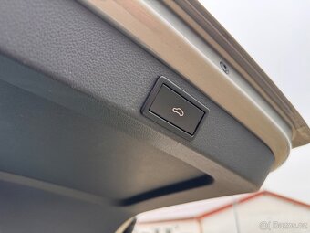 Škoda Octavia 2.0 TDI DSG Drive LED WEBASTO - 16
