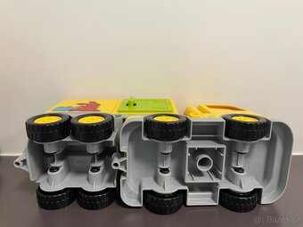 Lego Duplo kamion - 16