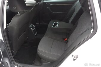 PRODÁM Škoda Octavia 2.0TDi DSG SOLEIL R.V.2019 - 16