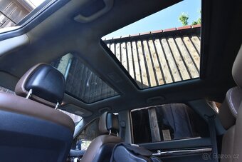 Kia Sorento 2.2 CRDI 145kw automat 4x4 7míst 2012 - 16
