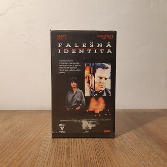 17x VHS video kazety #2 /SLEVA/ - 16
