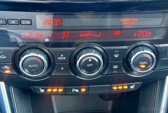 MAZDA 2.0i BENZIN 4x4 KUŽE-NAVI-Bi XEN-KAMERA-BOSE-TAŽNÉ - 16