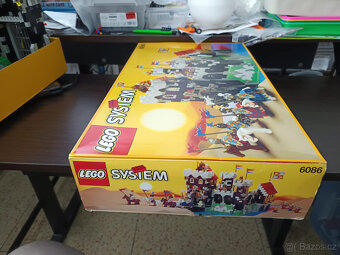 LEGO Castle 6086 Black knight's Castle +návod +box +poster - 16