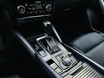 Mazda 6 2.5i 141KW AUTOMAT KAMERA 1.MAJITEL FACELIFT - 16