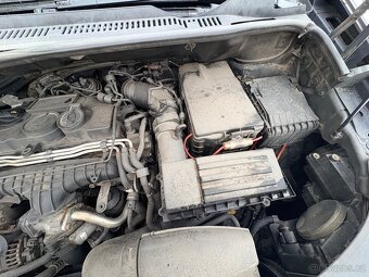 VW touran 1T2 2.0TDI 125kw prodej na ND - 16