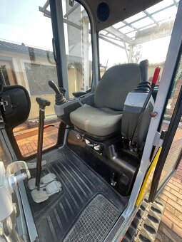 Prodáme zánovní Minibagr pásový Wacker Neuson ET18 - 16