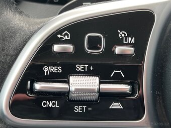 Mercedes Benz GLC 300de 4M model 2022 - odpočet DPH - 16