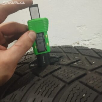 Kola na Mercedes-Benz - pneu Michelin 8Jx19" ET56 - 16