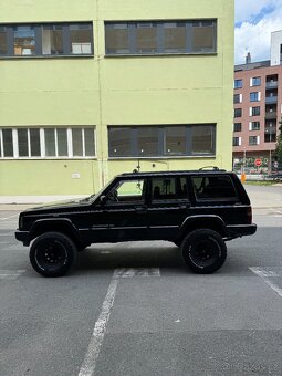 Jeep Cherokee XJ 4.0 - 16