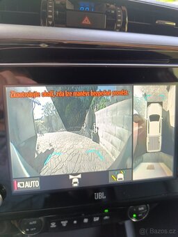 Prodám Toyota Hilux 2,8 Invincible - 16