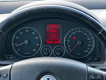 Volkswagen Jetta 1.4Tsi 103Kw / 2008 - 16