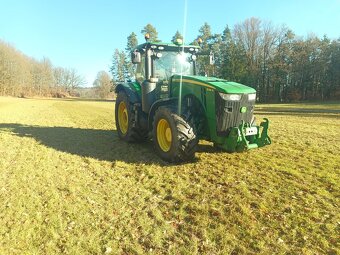 TRAKTOR JOHN DEERE 8285R - 16