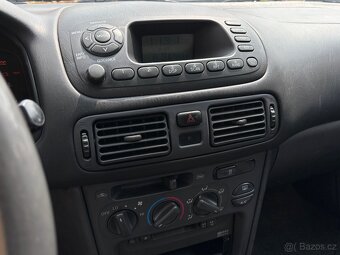 2001 Toyota Corolla E11 combi - 16