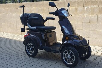 Invalidní elektrický vozík VISTA QUATER I - 16