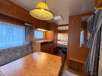 Karavan Wilk De Luxe 450 - 16