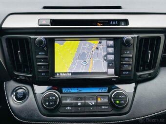 Toyota Rav4 2.0D 105KW MANUÁL 1.MAJITEL KAMERA TAŽNÉ 2WD - 16